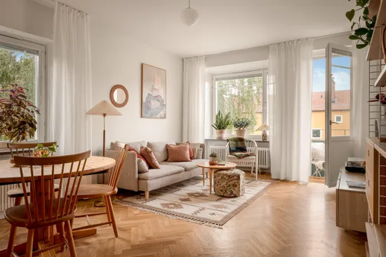 Bostadsrätt, Emågatan 28, 3tr, Bagarmossen, Stockholm
