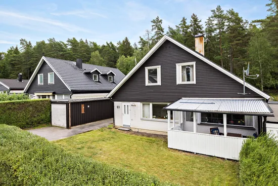 Villa, Hällsbovägen 83, Sigtuna