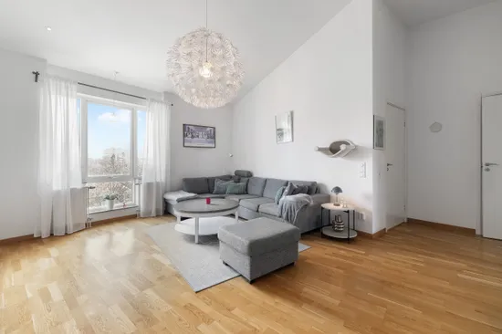 Bostadsrätt, Bergavägen 25B, Centralt, Österåker