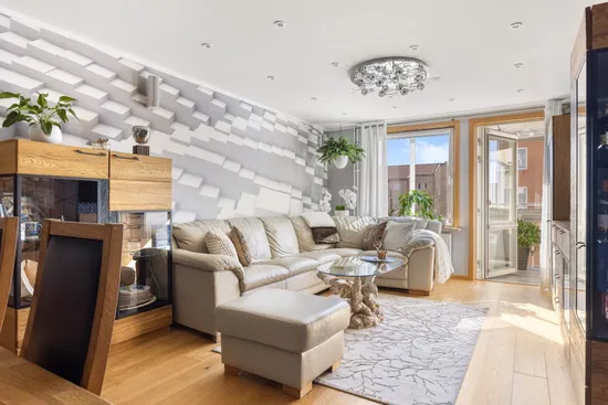 Bostadsrätt, Söderberga Allé 21, våning 2/4, Söderberga, Stockholm