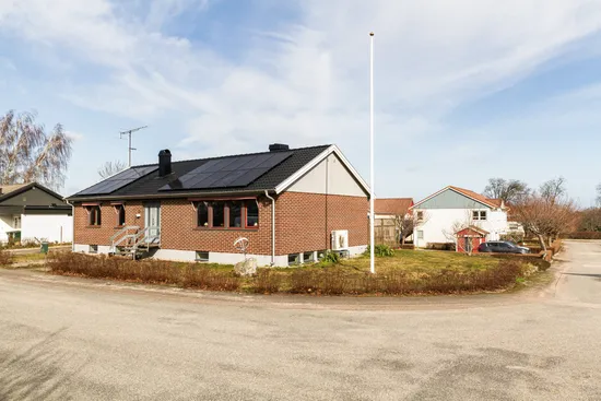 Villa, Genfärdabacken 18, Kivik, Simrishamn