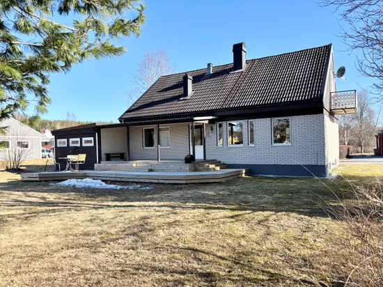 Villa, Åkervägen 1, Bjurholm