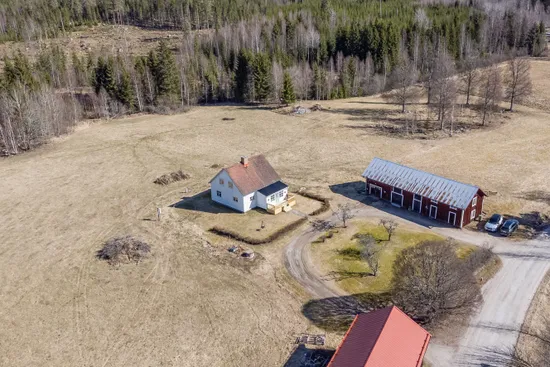 Gård/Skog, Åsteby 68, Torsby