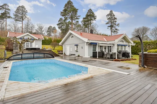 Villa, Konvaljvägen 8, Holmen, Sigtuna