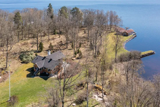 Villa, Skärvenäs 124 och 127, Skärvenäs, Ulricehamn