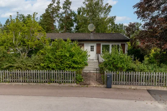 Villa, Floravägen 2, Humlekärrshult, Oskarshamn