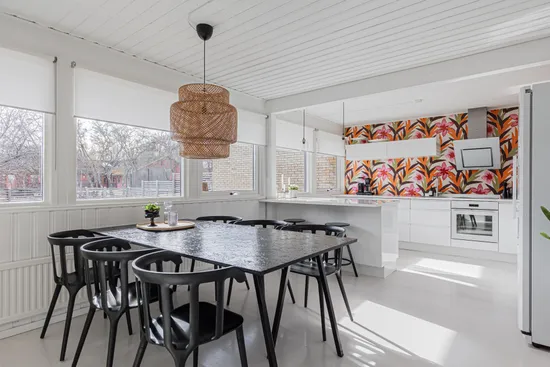 Villa, Radhus, Barkarö Bygata 5, Barkarö, Västerås