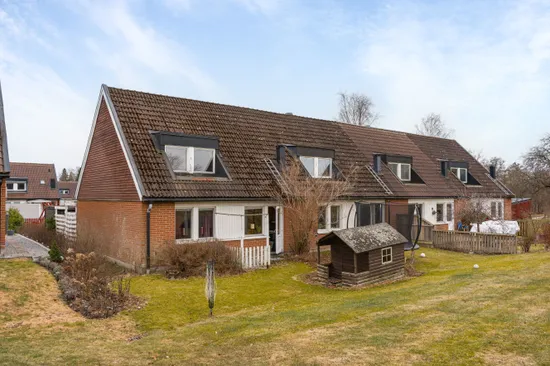 Villa, Radhus, Stinsvägen 7, Hovsta, Örebro