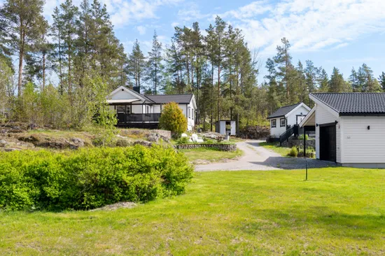 Villa, Larvstigen 5, Raksta, Tyresö