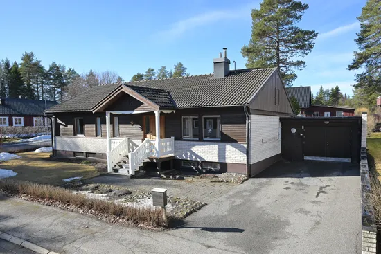 Villa, Violvägen 15, Sävar, Umeå
