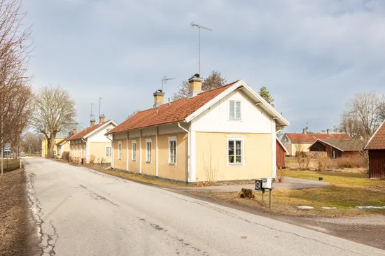 Villa, Långgatan 13, Österbybruk, Östhammar