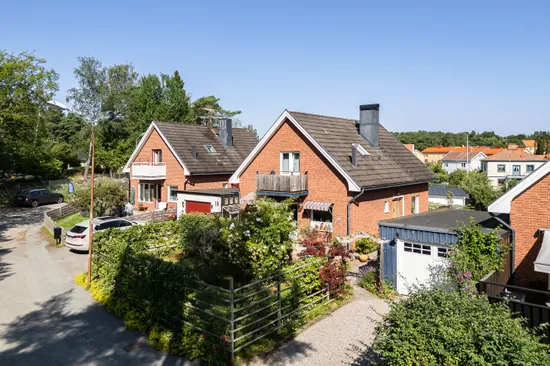 Radhus, Järpstigen 16, Storgärdet, Strängnäs