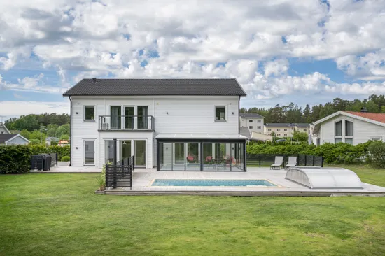Villa, Mjölkörtsvägen 12, Tosterön, Strängnäs