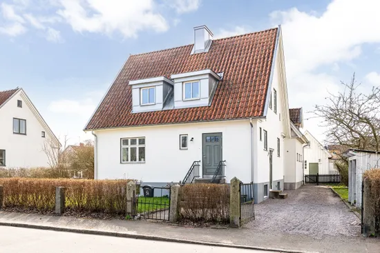 Villa, Brunnsvägen 54, Kristianstad - Egna Hem, Kristianstad