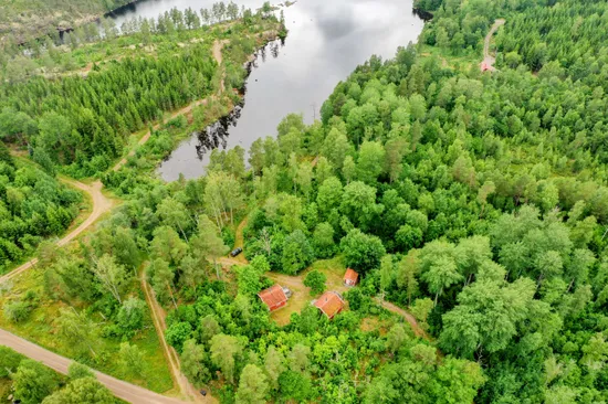 Gård/Skog, Åkerö Bäckefall, Mörlunda, Hultsfred