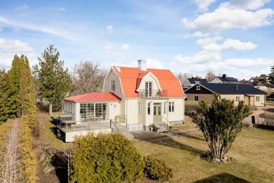 Villa, Medevivägen 98B, Motala