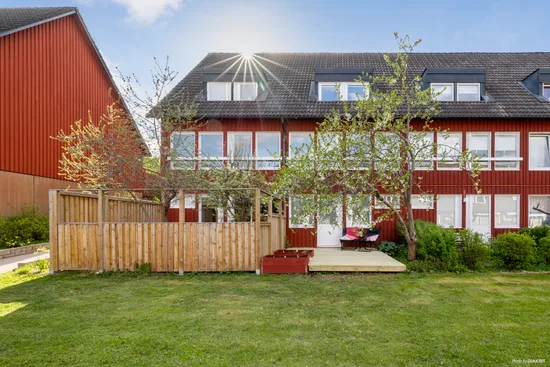 Villa, Radhus, Timotejvägen 114, Rotebro, Sollentuna