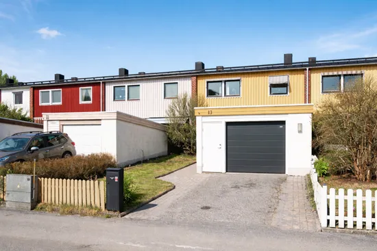 Villa, Radhus, Läxvägen 13, Jakobsberg, Järfälla