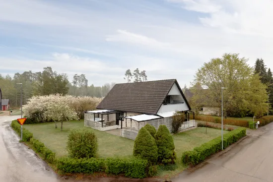 Villa, Solskensvägen 1, Hovmantorp, Lessebo