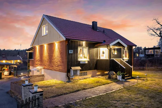 Villa, Vendelsö skolväg 108, Haninge