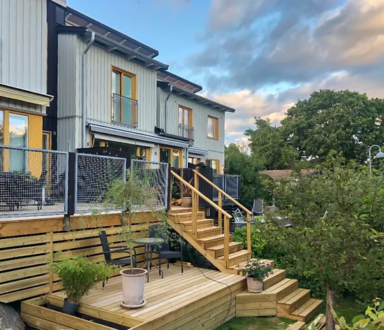 Villa, Radhus, Barlows väg 11, Gustavsberg Farsta Slottsvik, Värmdö