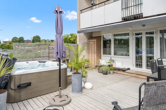 Radhus, Jordbrogatan 35, Skarphagen, Norrköping