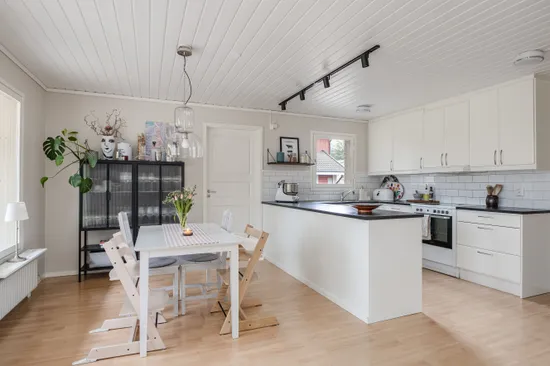 Villa, Kantarellgatan 9, Bergvreten, Enköping