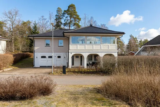 Villa, Närkevägen 9, Gryta, Västerås