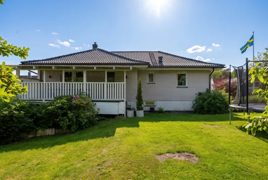 Villa, Närkevägen 9, Gryta, Västerås