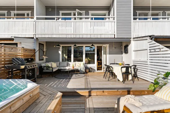 Radhus, Porslinsstigen 9, Brunna, Upplands-Bro