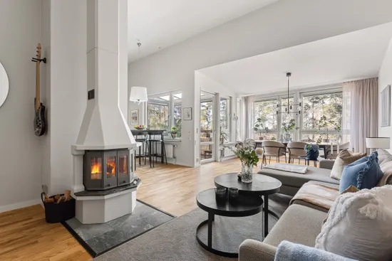 Bostadsrätt, Engelbrektsvägen 26C, 5 tr. (högst upp), Jakobsberg, Järfälla