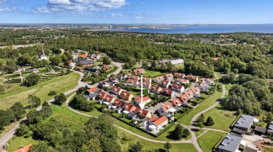 Radhus, Vendelvägen 33, Söndrum - Kyrkbyn, Halmstad