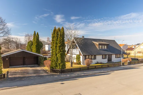 Villa, Lindgatan 13, Centrum, Hjo