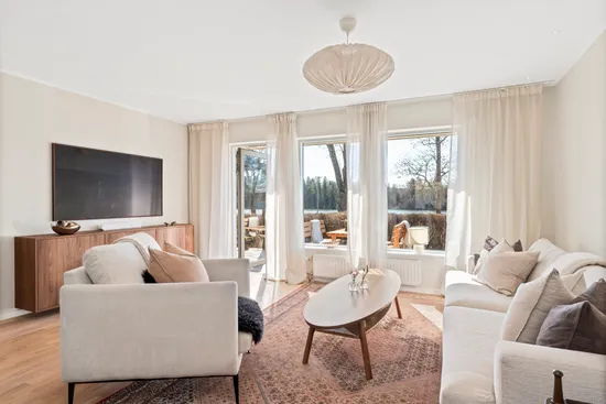 Radhus, Kaggeholm 19A, Helgö / Kaggeholms Slottsby, Ekerö