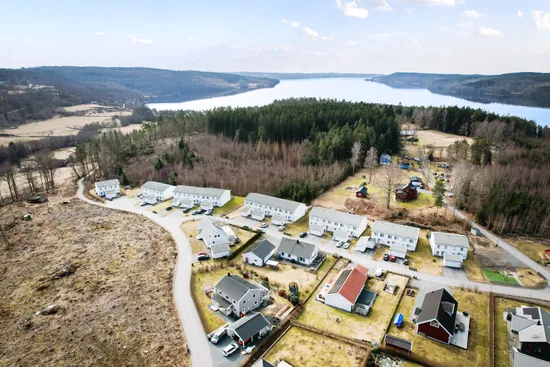 Villa, Bäckängsvägen 12, Sätila, Mark