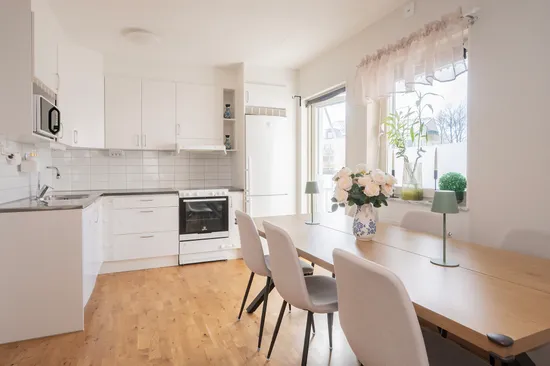 Bostadsrätt, Småbrukets backe 14, Visättra, Huddinge