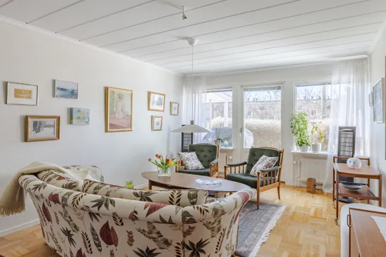 Radhus, Magasinsvägen 30, Kristinehamn