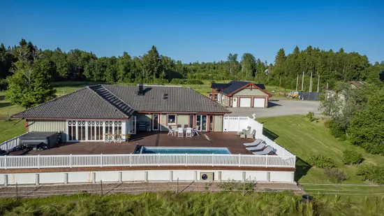 Gård/Skog, Kristinerovägen 7A, Söråker, Timrå