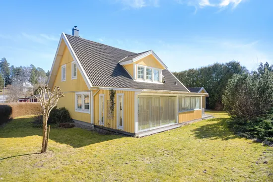 Villa, Biskop Johannes väg 23, Stäket, Järfälla