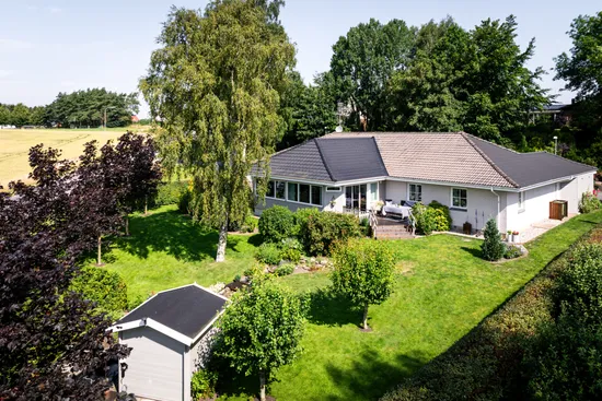 Villa, Algatan 2, Skogsbacken, Tomelilla