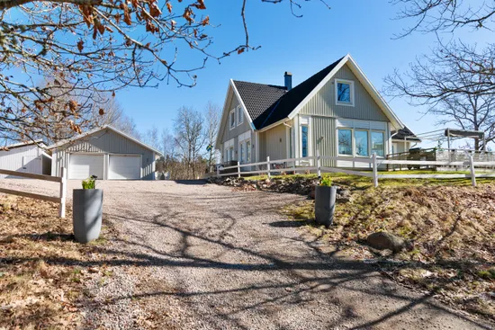 Villa, Stenevad 132, Uddevalla