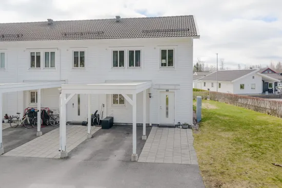 Radhus, Porfyrvägen 5D, Bråstorp, Motala