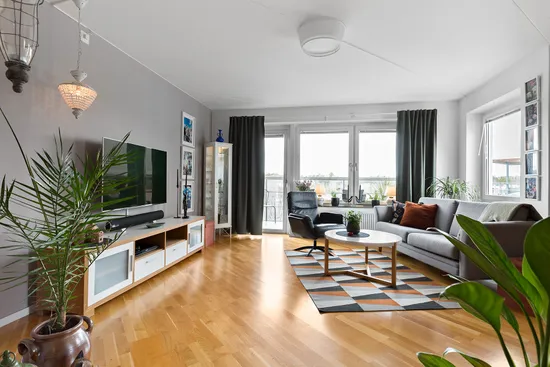 Bostadsrätt, Enbärsvägen 1, 5 tr, Tibble, Upplands-Bro