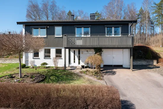 Villa, Almgatan 9, Smålandsstenar, Gislaved