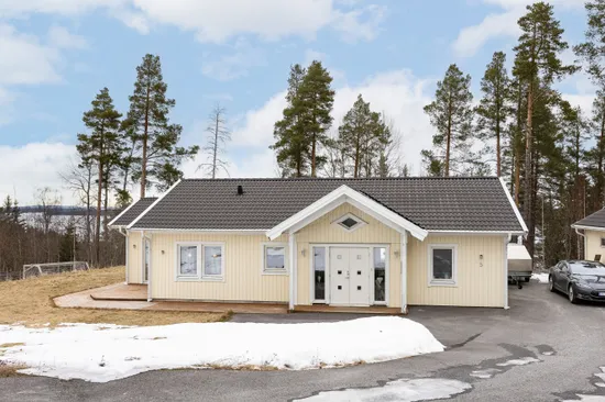 Villa, Alpbacksstigen 5, Frösön, Östersund