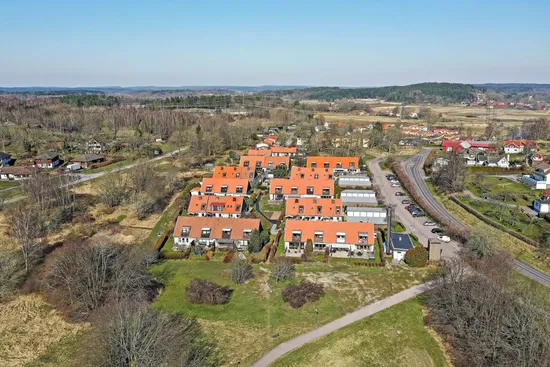 Villa, Radhus, Almhöjdsvägen 74, Tuve, Göteborg