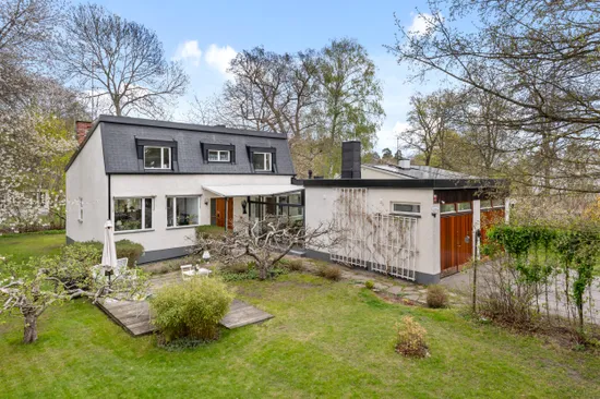 Villa, Parkvägen 56A, Näsbypark Sjösidan, Täby