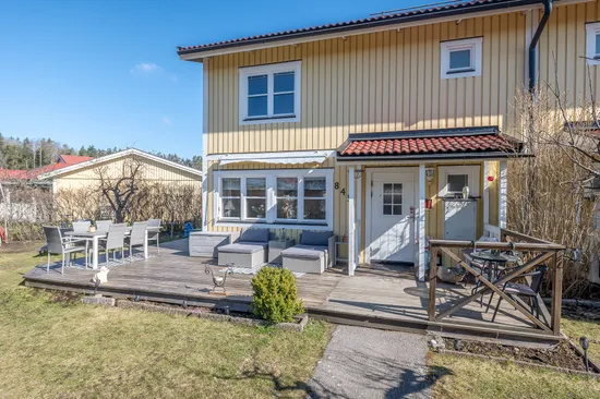 Radhus, Järnåldersringen 845, Haninge