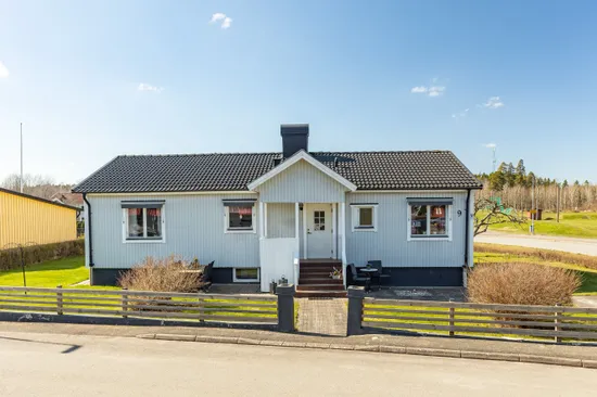Villa, Klövervägen 9, Skövde