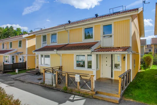Radhus, Fyrfatsvägen 75, Kästa, Huddinge